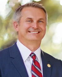 Tom Oliverson